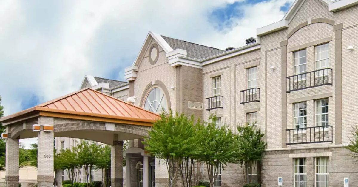 Quality Inn & Suites Little Rock West Little Rock, AR